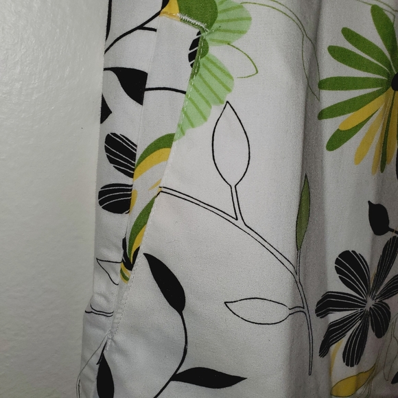 Cherokee Tie Back V-Neck Short Sleeve Floral Scrub Top With Pockets 0158 - Picture 4 of 7